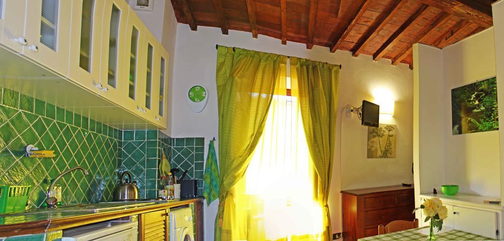 Max Studios Floransa Oda fotoğraf